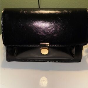 Elegant Rachel Zoe Black Medium size Vegan Leather Bag
